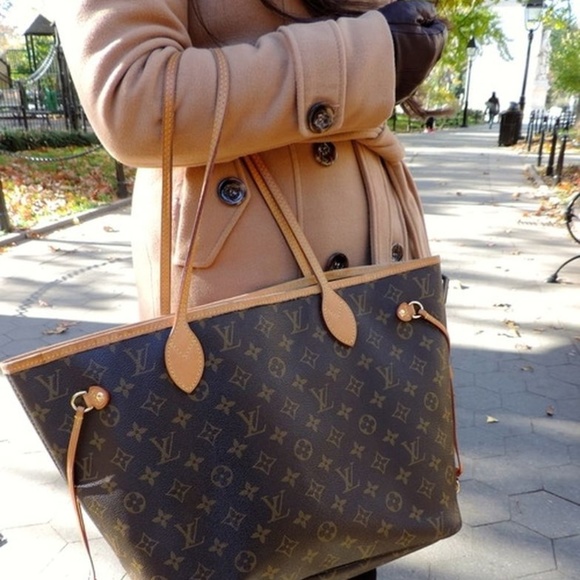 Louis Vuitton Handbags - Louis Vuitton Tote Bag Neverfull MM